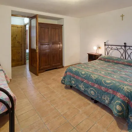 Casella Del Piano Farm stay *