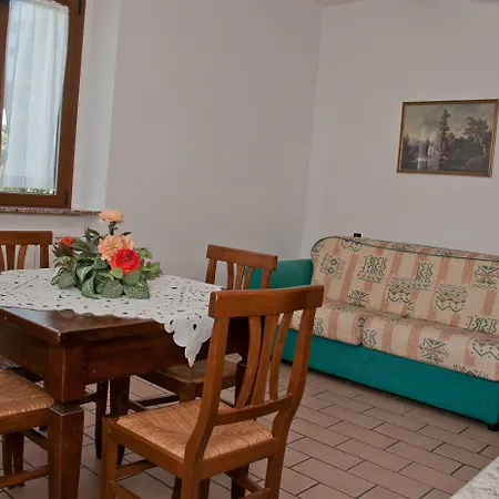 Casella Del Piano Farm stay *