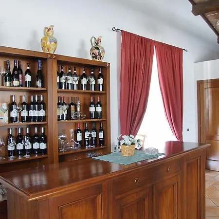 مزرعة للإقامة Agriturismo Casella Del Piano غوبيو